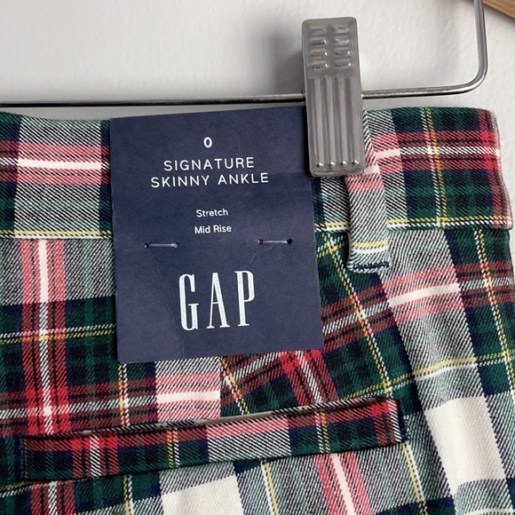GAP Signature Skinny Ankle Pants - Picture 10 of 14